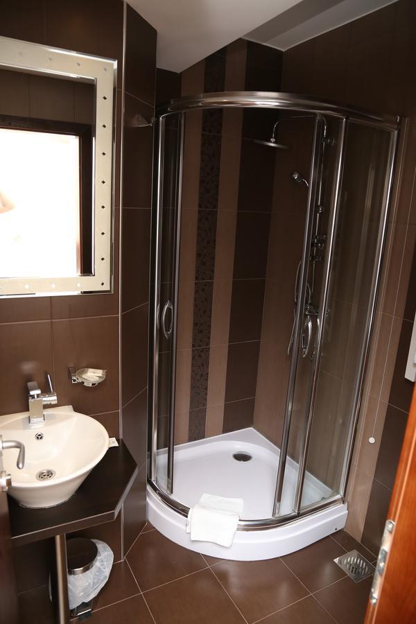 Sremcica B&B Park מראה חיצוני תמונה